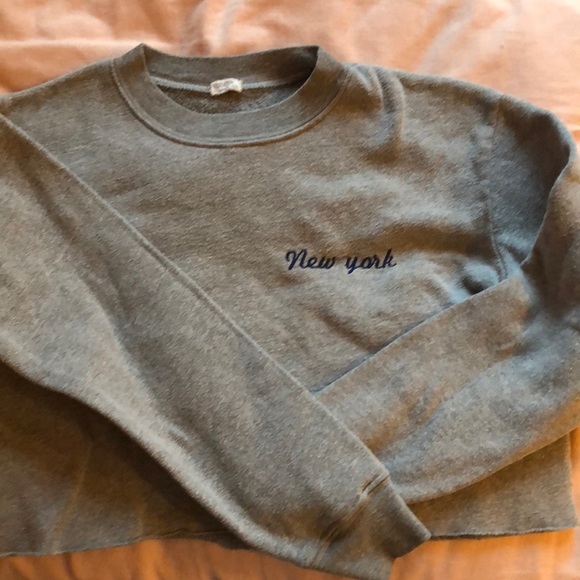 Brandy Melville Sweaters - Cropped Brandy Melville Sweatshirt